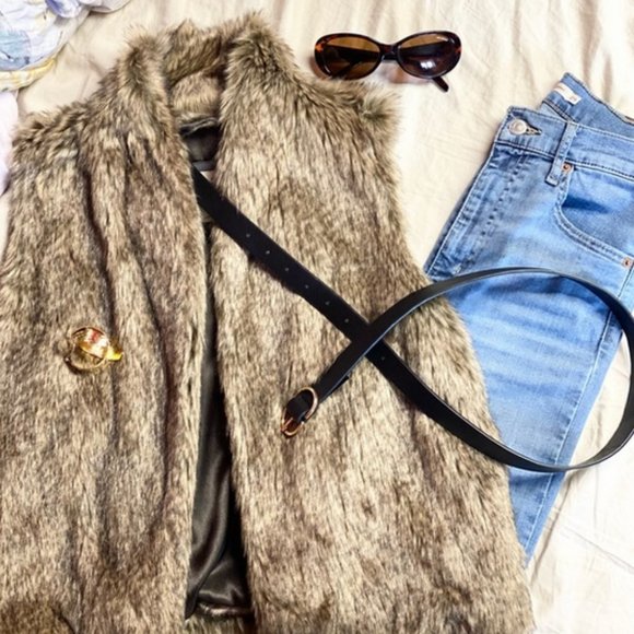 Abercrombie & Fitch Fur Vest in Brown - Picture 1 of 3